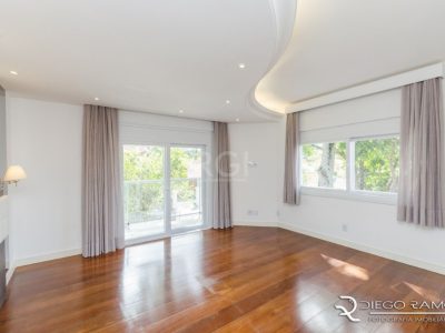 Casa à venda com 351m², 4 quartos, 4 suítes, 10 vagas no bairro Ipanema em Porto Alegre - Foto 18