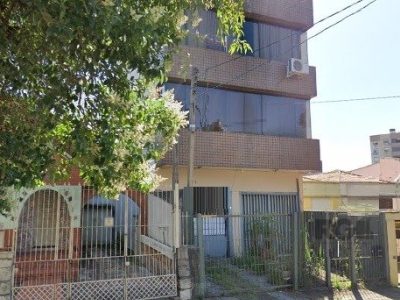 Predio à venda com 480m², 8 vagas no bairro Cristo Redentor em Porto Alegre - Foto 2