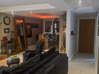 Apartamento à venda com 105m², 2 quartos, 1 suíte, 2 vagas no bairro Menino Deus em Porto Alegre - Foto 9