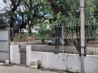 Casa à venda com 90m², 1 quarto, 2 vagas no bairro Santo Antônio em Porto Alegre - Foto 3