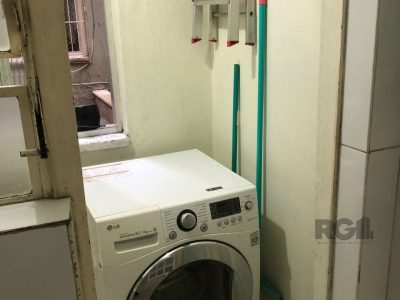 Apartamento à venda com 37m², 1 quarto, 1 suíte no bairro Centro Histórico em Porto Alegre - Foto 2