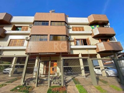 Cobertura à venda com 231m², 3 quartos, 2 suítes, 2 vagas no bairro Jardim Itu em Porto Alegre - Foto 12