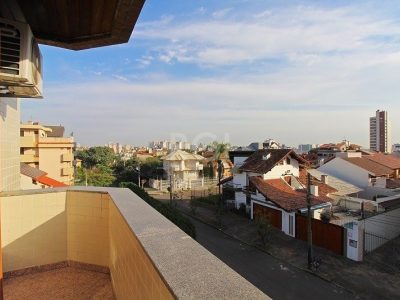 Cobertura à venda com 231m², 3 quartos, 2 suítes, 2 vagas no bairro Jardim Itu em Porto Alegre - Foto 37