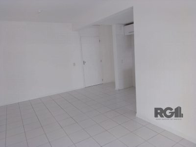 Apartamento à venda com 79m², 3 quartos, 1 suíte, 1 vaga no bairro Santo Antônio em Porto Alegre - Foto 5