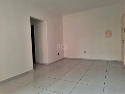 Apartamento à venda com 93m², 3 quartos, 1 vaga no bairro Independência em Porto Alegre - Foto 4