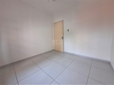 Apartamento à venda com 93m², 3 quartos, 1 vaga no bairro Independência em Porto Alegre - Foto 8