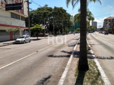 Loja à venda com 300m² no bairro Floresta em Porto Alegre - Foto 15