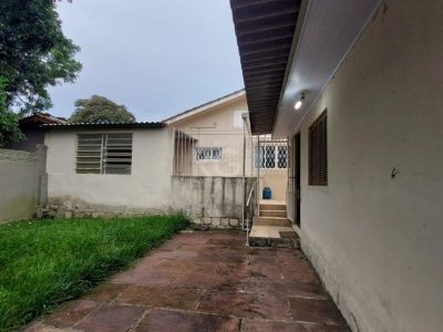 Casa à venda com 184m², 3 quartos, 2 suítes, 4 vagas no bairro Cristal em Porto Alegre - Foto 12