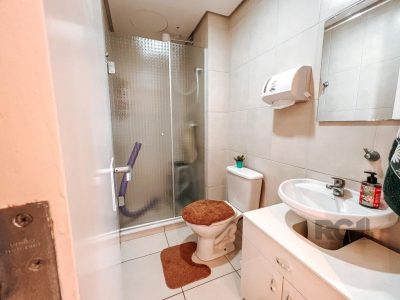 Apartamento à venda com 75m², 3 quartos, 1 suíte, 2 vagas no bairro Cristal em Porto Alegre - Foto 20