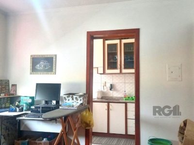 Apartamento à venda com 39m², 1 quarto no bairro Passo d'Areia em Porto Alegre - Foto 7