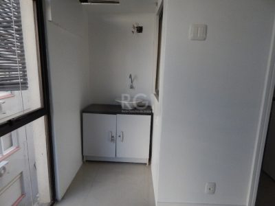 Conjunto/Sala à venda com 59m², 1 vaga no bairro Moinhos de Vento em Porto Alegre - Foto 4