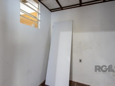 Casa à venda com 250m², 3 quartos, 1 suíte, 7 vagas no bairro Tristeza em Porto Alegre - Foto 29