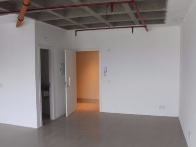 Conjunto/Sala à venda com 40m², 1 vaga no bairro Praia de Belas em Porto Alegre - Foto 9