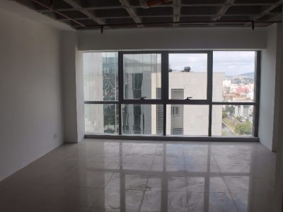 Conjunto/Sala à venda com 40m², 1 vaga no bairro Praia de Belas em Porto Alegre - Foto 20