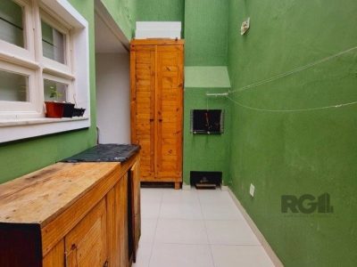 Casa à venda com 108m², 3 quartos, 1 suíte, 2 vagas no bairro Ipanema em Porto Alegre - Foto 20