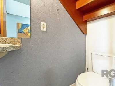 Casa à venda com 129m², 3 quartos, 1 suíte, 1 vaga no bairro Jardim Itu em Porto Alegre - Foto 6