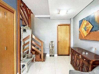 Casa à venda com 129m², 3 quartos, 1 suíte, 1 vaga no bairro Jardim Itu em Porto Alegre - Foto 3