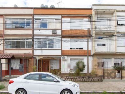 Apartamento à venda com 64m², 2 quartos no bairro Menino Deus em Porto Alegre - Foto 2