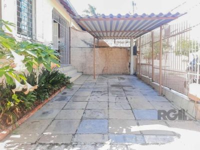 Casa à venda com 119m², 3 quartos, 3 vagas no bairro Passo d'Areia em Porto Alegre - Foto 18