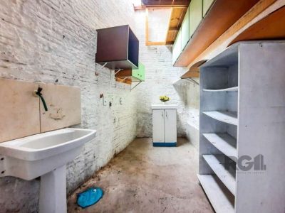 Casa à venda com 119m², 3 quartos, 3 vagas no bairro Passo d'Areia em Porto Alegre - Foto 20