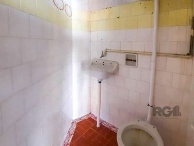 Casa à venda com 119m², 3 quartos, 3 vagas no bairro Passo d'Areia em Porto Alegre - Foto 21