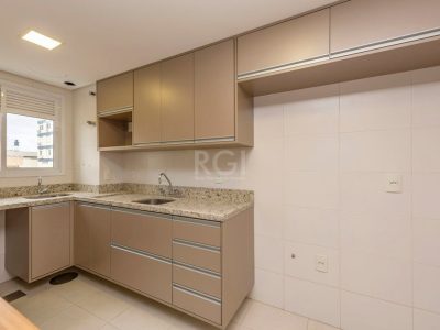 Apartamento à venda com 65m², 3 quartos, 1 suíte, 1 vaga no bairro Petrópolis em Porto Alegre - Foto 6