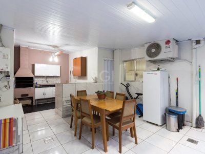 Apartamento à venda com 86m², 3 quartos, 2 suítes, 1 vaga no bairro Três Figueiras em Porto Alegre - Foto 12