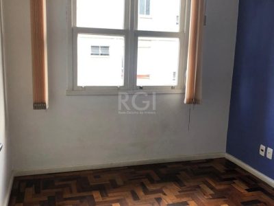 Apartamento à venda com 69m², 3 quartos no bairro Cristo Redentor em Porto Alegre - Foto 2