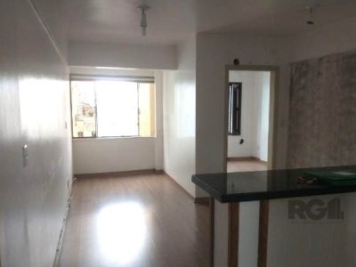 Apartamento à venda com 43m², 1 quarto no bairro Centro em Porto Alegre - Foto 3