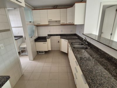 Apartamento à venda com 142m², 2 quartos, 1 suíte, 2 vagas no bairro Bela Vista em Porto Alegre - Foto 17