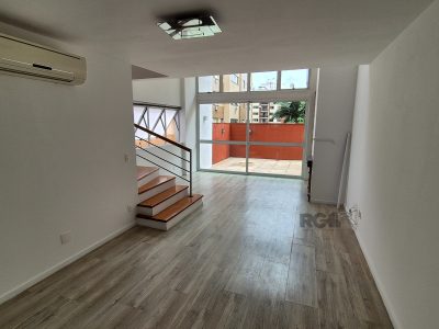 Apartamento à venda com 142m², 2 quartos, 1 suíte, 2 vagas no bairro Bela Vista em Porto Alegre - Foto 4