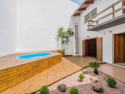 Casa à venda com 224m², 3 quartos, 1 suíte, 3 vagas no bairro Santana em Porto Alegre - Foto 35