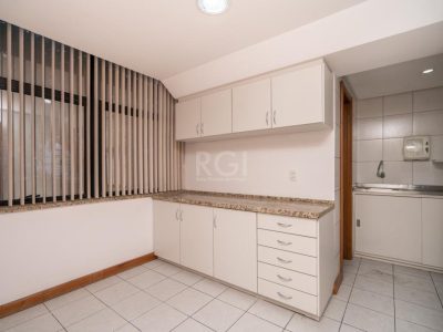 Conjunto/Sala à venda com 161m² no bairro Auxiliadora em Porto Alegre - Foto 4