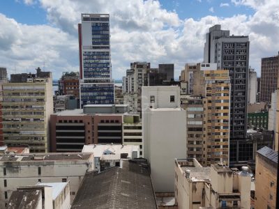 Apartamento à venda com 144m², 3 quartos, 1 suíte no bairro Centro Histórico em Porto Alegre - Foto 3