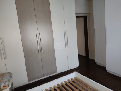 Apartamento à venda com 144m², 3 quartos, 1 suíte no bairro Centro Histórico em Porto Alegre - Foto 32