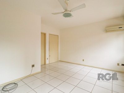 Apartamento à venda com 46m², 1 quarto, 1 vaga no bairro Petrópolis em Porto Alegre - Foto 3