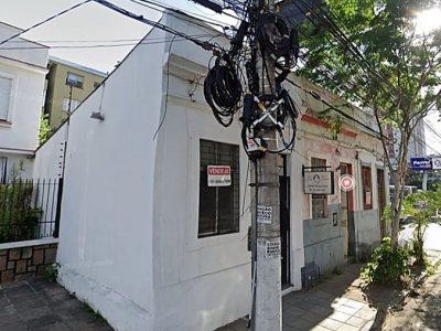 Casa à venda com 89m², 1 quarto no bairro Floresta em Porto Alegre - Foto 2