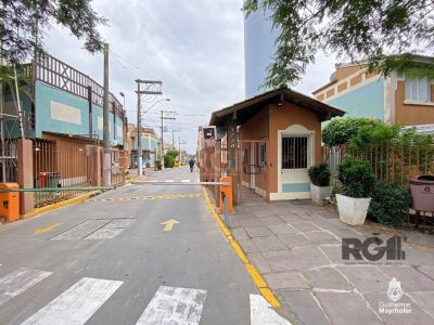 Casa Condominio à venda com 68m², 2 quartos, 1 vaga no bairro Jardim Itu em Porto Alegre - Foto 29