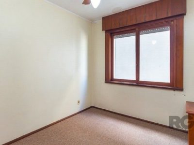 Apartamento à venda com 105m², 3 quartos, 1 suíte, 1 vaga no bairro Auxiliadora em Porto Alegre - Foto 19