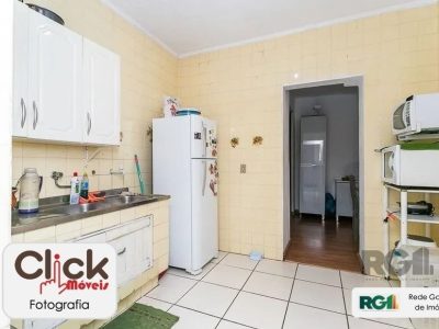 Casa à venda com 123m², 3 quartos, 2 vagas no bairro Passo d'Areia em Porto Alegre - Foto 15