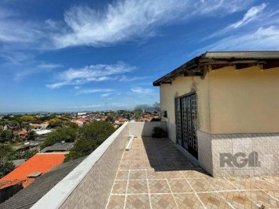 Casa à venda com 130m², 4 quartos, 1 suíte, 2 vagas no bairro Ipanema em Porto Alegre - Foto 25