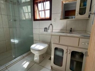 Casa à venda com 130m², 4 quartos, 1 suíte, 2 vagas no bairro Ipanema em Porto Alegre - Foto 11