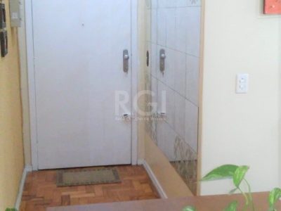 Apartamento à venda com 79m², 3 quartos no bairro São João em Porto Alegre - Foto 4