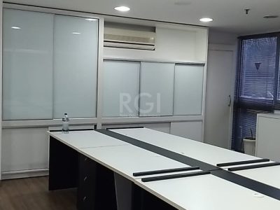 Conjunto/Sala à venda com 80m² no bairro São João em Porto Alegre - Foto 6