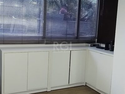 Conjunto/Sala à venda com 80m² no bairro São João em Porto Alegre - Foto 8