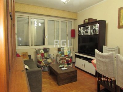 Apartamento à venda com 73m², 2 quartos no bairro Higienópolis em Porto Alegre - Foto 3