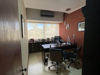 Conjunto/Sala à venda com 48m² no bairro Bom Fim em Porto Alegre - Foto 34