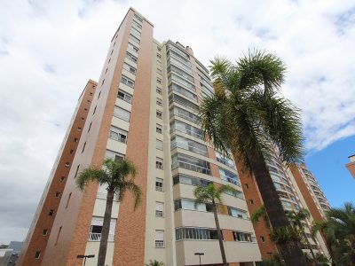 Apartamento à venda com 256m², 4 quartos, 2 suítes, 4 vagas no bairro Central Parque em Porto Alegre - Foto 35