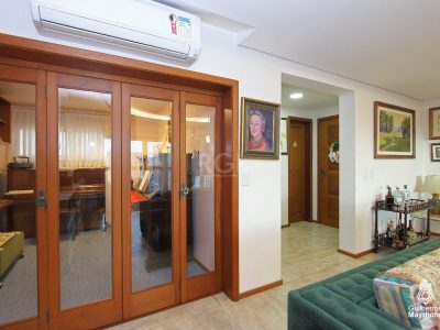 Apartamento à venda com 256m², 4 quartos, 2 suítes, 4 vagas no bairro Central Parque em Porto Alegre - Foto 7