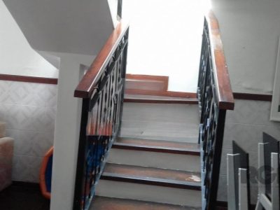 Casa à venda com 144m², 3 quartos, 2 suítes, 1 vaga no bairro Passo d'Areia em Porto Alegre - Foto 6